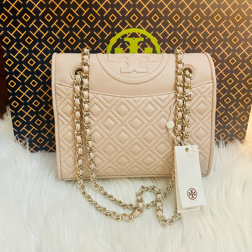 Never used still with tag Tory Burch medium bag